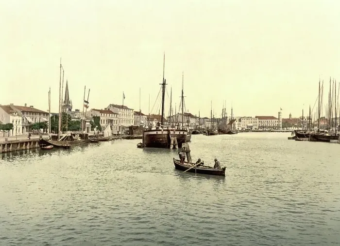 Framed Print : Port of Swinemuende, formerly Pomerania, Germany, today Swinoujscie in Poland, Historic, digitally restored reproduction of a photochrome print from the 1890s Framed Print : Port of Swinemuende, formerly Pomerania, Germany, today Swinoujscie in Poland, Historic, digitally restored reproduction of a photochrome print from the 1890s