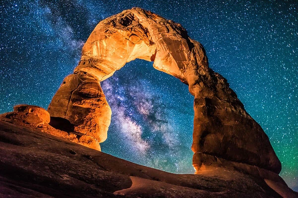 A Portal to the Milky Way at Delicate Arch