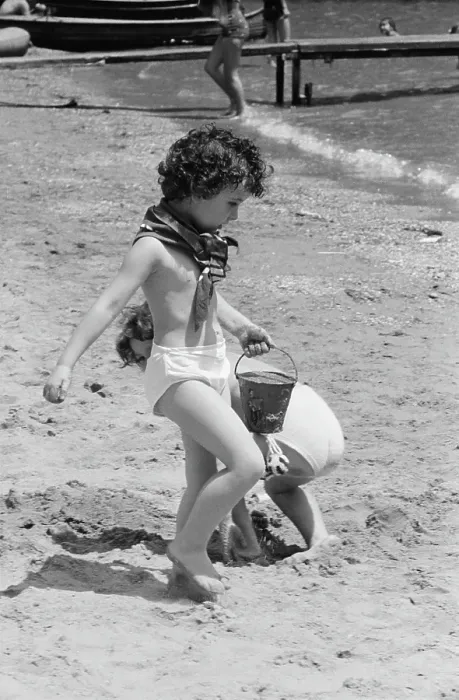 Framed Print : Portofino. Children playing on Paraggi Beach near the tourist resort of Portofino Framed Print : Portofino. Children playing on Paraggi Beach near the tourist resort of Portofino