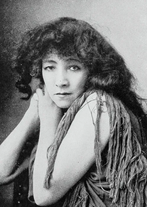 Framed Print : Portrait of 19th century stage celebrities: Sarah Bernhardt