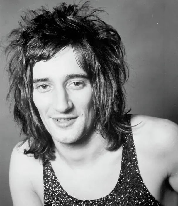 Framed Print : Portrait. CIRCA 1971: Rock singer Rod Stewart poses for a portrait in circa 1971 Framed Print : Portrait. CIRCA 1971: Rock singer Rod Stewart poses for a portrait in circa 1971