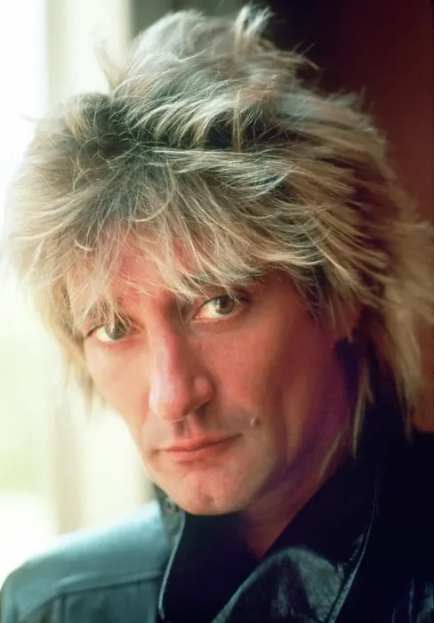Framed Print : Portrait. LOS ANGELES - DECEMBER 1983: Rock singer Rod Stewart poses for Framed Print : Portrait. LOS ANGELES - DECEMBER 1983: Rock singer Rod Stewart poses for