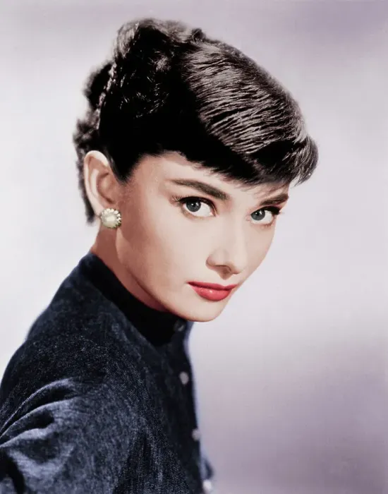 Framed Print : Portrait of Actress Audrey Hepburn Framed Print : Portrait of Actress Audrey Hepburn