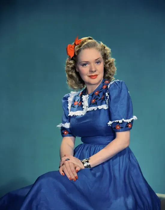 Framed Print : Portrait of Alice Faye Framed Print : Portrait of Alice Faye