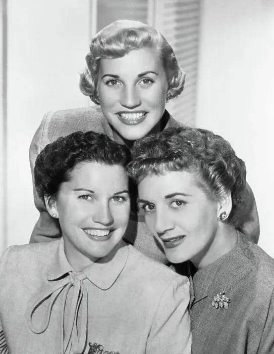 Framed Print : Portrait of The Andrews Sisters Framed Print : Portrait of The Andrews Sisters