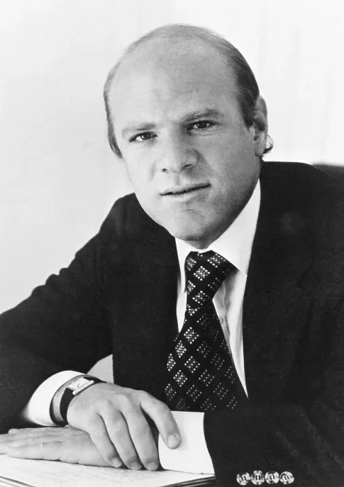 Framed Print : Portrait of Barry Diller Framed Print : Portrait of Barry Diller