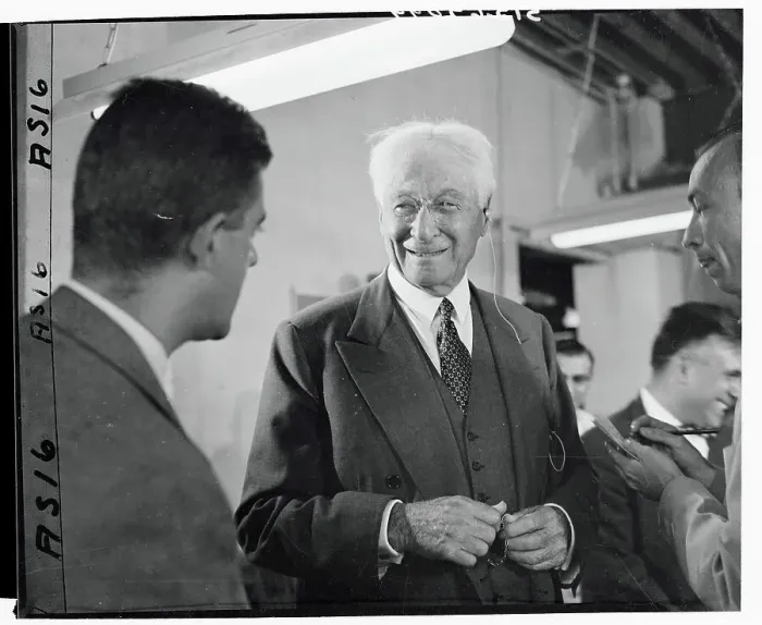 Framed Print : Portrait of Bernard Baruch Framed Print : Portrait of Bernard Baruch