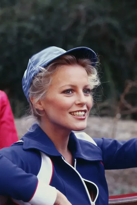 Framed Print : Portrait of Cheryl Ladd Smiling Framed Print : Portrait of Cheryl Ladd Smiling