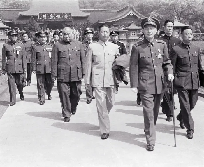 Framed Print : Portrait of Chiang-Kai-Shek Framed Print : Portrait of Chiang-Kai-Shek