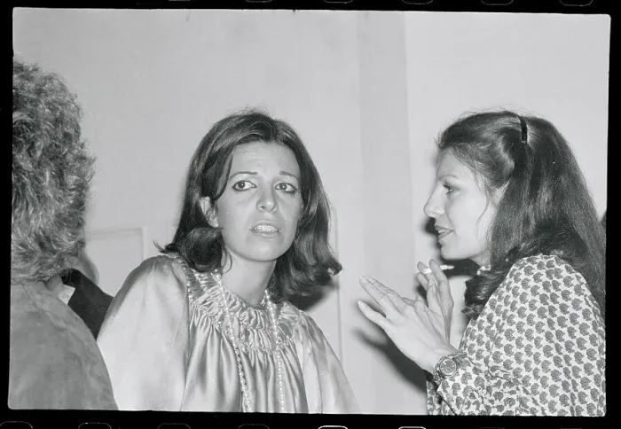 Framed Print : Portrait of Christina Onassis and Yasmin Khan Framed Print : Portrait of Christina Onassis and Yasmin Khan