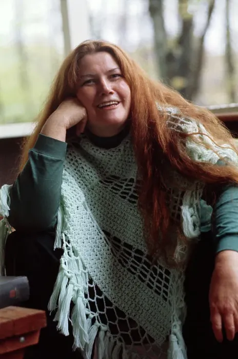 Framed Print : Portrait of Colleen McCullough Framed Print : Portrait of Colleen McCullough