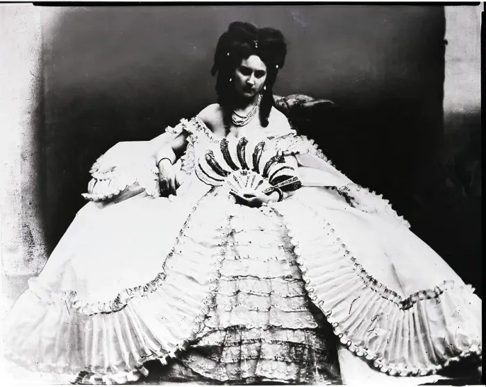 Framed Print : Portrait Of Countess Castigloni Framed Print : Portrait Of Countess Castigloni