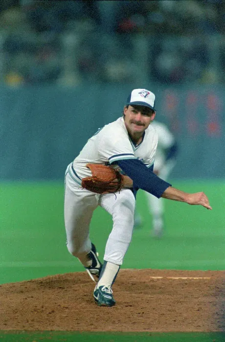 Framed Print : Portrait of Dave Stieb in Pitching Action Framed Print : Portrait of Dave Stieb in Pitching Action