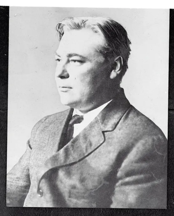 Framed Print : Portrait of Donald Robert Marquis Framed Print : Portrait of Donald Robert Marquis