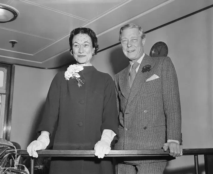 Framed Print : Portrait of the Duke and Duchess of Windsor Framed Print : Portrait of the Duke and Duchess of Windsor