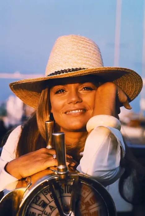 Framed Print : Portrait of Dyan Cannon Framed Print : Portrait of Dyan Cannon