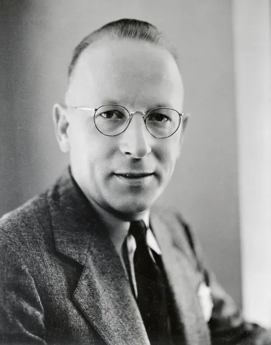 Framed Print : Portrait of Economist Expert Frederick F. Jordan Framed Print : Portrait of Economist Expert Frederick F. Jordan