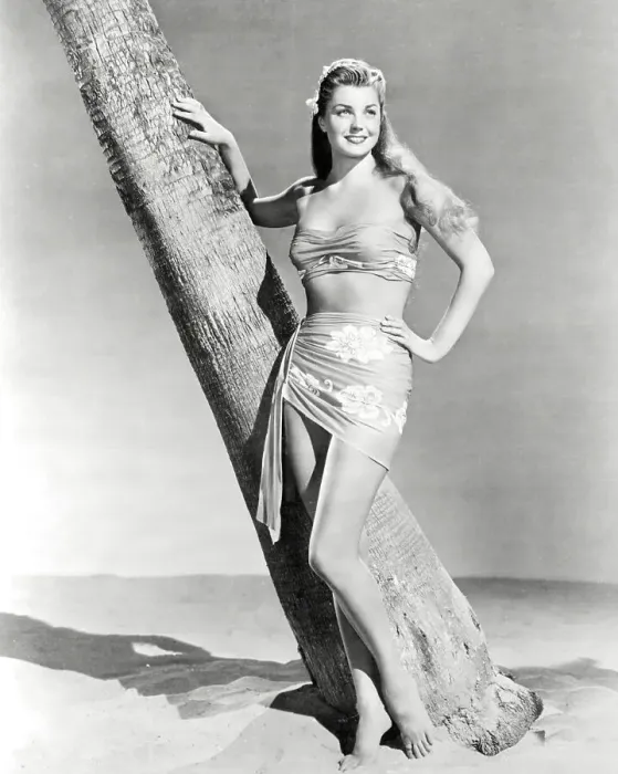 Framed Print : Portrait of Esther Williams Framed Print : Portrait of Esther Williams