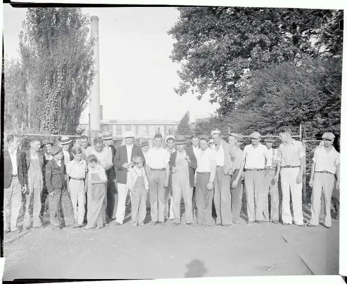 Framed Print : Portrait of Exposition Plant Strikers at Atlanta Georgia Framed Print : Portrait of Exposition Plant Strikers at Atlanta Georgia