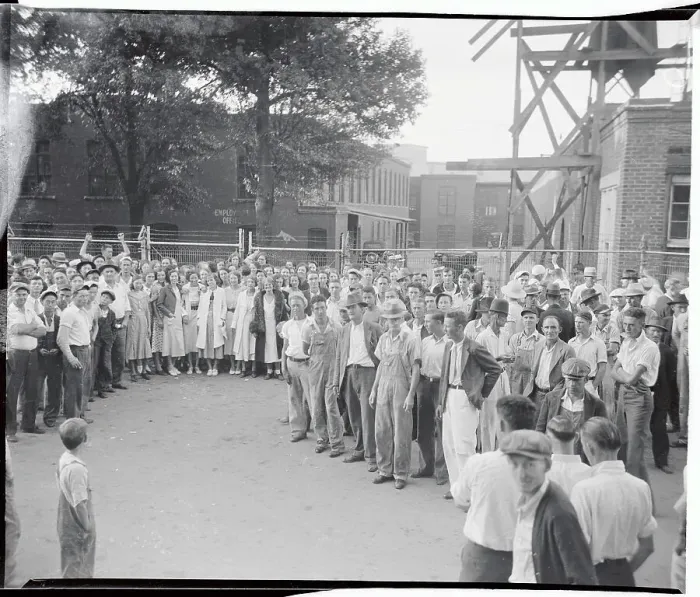 Framed Print : Portrait of Exposition Plant Strikers at Atlanta Georgia Framed Print : Portrait of Exposition Plant Strikers at Atlanta Georgia