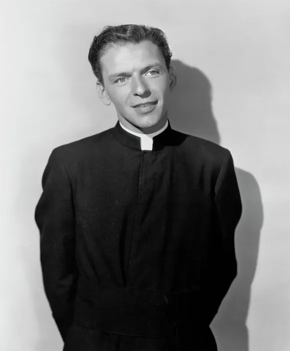 Framed Print : Portrait of Frank Sinatra Framed Print : Portrait of Frank Sinatra
