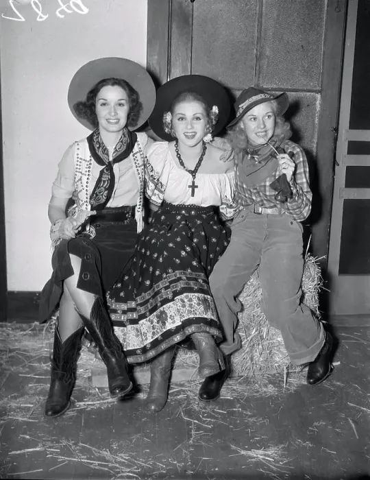 Framed Print : Portrait of Ginger Rogers, Gail Patrick and Grace Bradley Framed Print : Portrait of Ginger Rogers, Gail Patrick and Grace Bradley