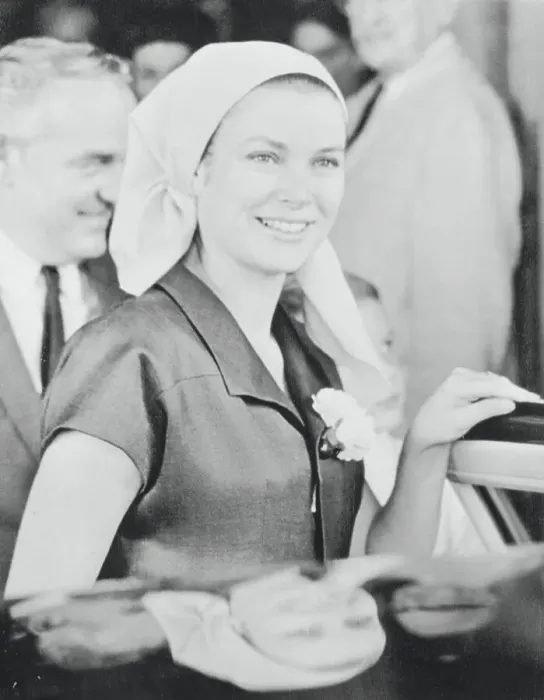 Framed Print : Portrait of Grace Kelly Framed Print : Portrait of Grace Kelly