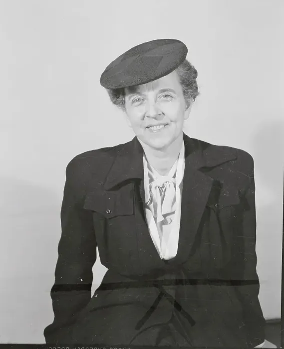 Framed Print : Portrait of Helen Douglas Mankin Framed Print : Portrait of Helen Douglas Mankin