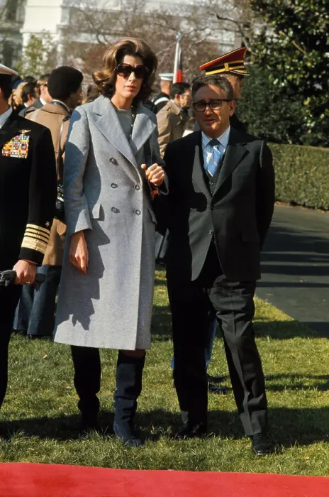 Framed Print : Portrait of Henry and Nancy Kissinger Framed Print : Portrait of Henry and Nancy Kissinger