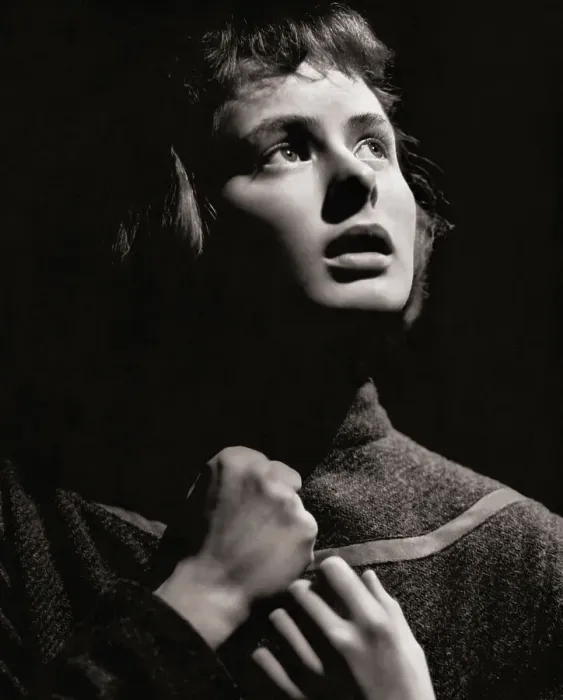 Ingrid Bergman as Joan of Arc Print (1948). Art Prints, Posters