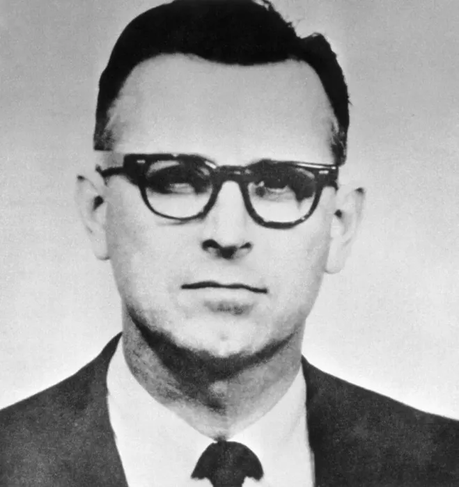 Framed Print : Portrait of James Earl Ray Framed Print : Portrait of James Earl Ray