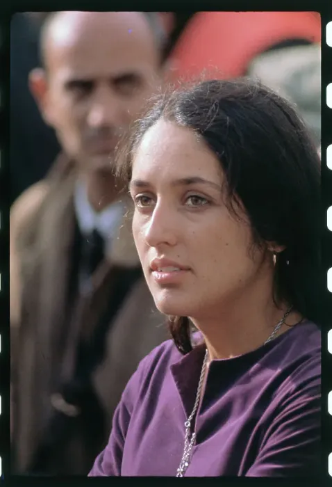 Framed Print : Portrait of Joan Baez Framed Print : Portrait of Joan Baez