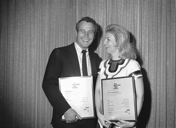 Framed Print : Portrait of Joanne Woodward and Paul Newman Framed Print : Portrait of Joanne Woodward and Paul Newman