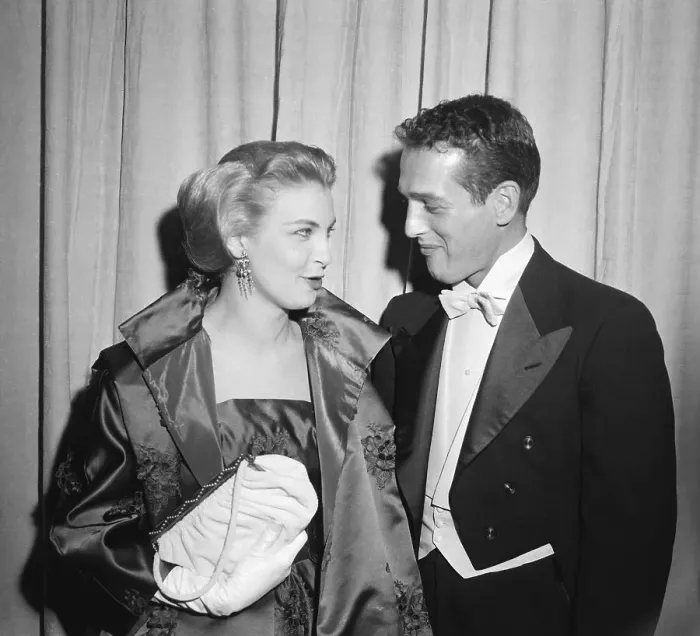 Framed Print : Portrait of Joanne Woodward and Paul Newman Framed Print : Portrait of Joanne Woodward and Paul Newman