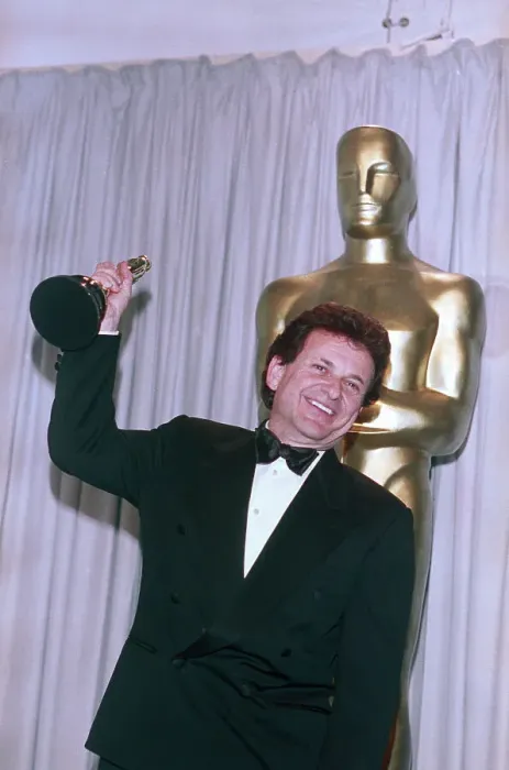 Framed Print : Portrait of Joe Pesci Holding His Oscar Framed Print : Portrait of Joe Pesci Holding His Oscar