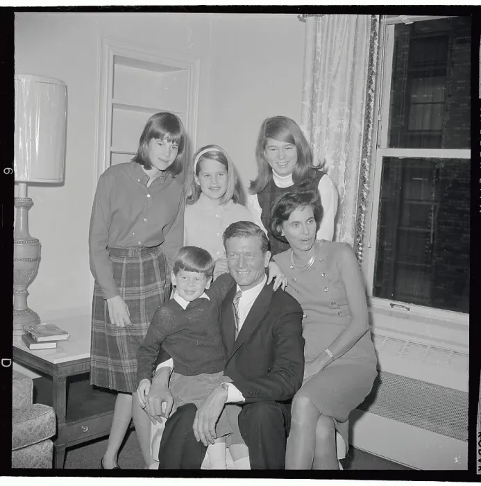 Framed Print : Portrait of John Lindsay and His Family Framed Print : Portrait of John Lindsay and His Family