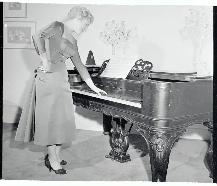 Framed Print : Portrait of Judy Holliday Framed Print : Portrait of Judy Holliday