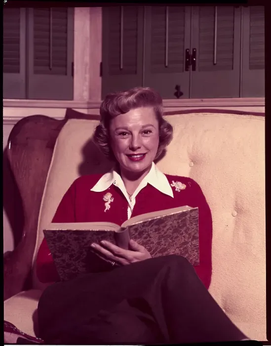 Framed Print : Portrait of June Allyson Framed Print : Portrait of June Allyson