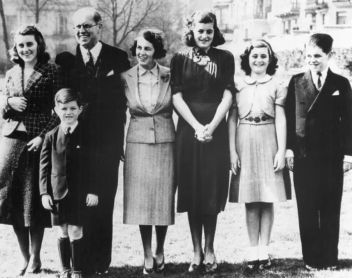 Framed Print : Portrait of Kennedy Family Framed Print : Portrait of Kennedy Family