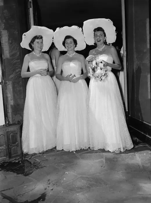 Framed Print : Portrait of Kennedy Sisters
