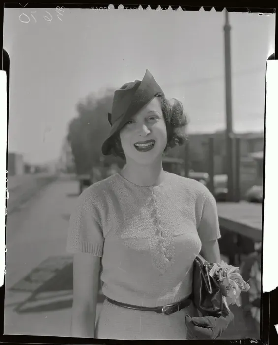 Framed Print : Portrait of Kitty Carlisle Framed Print : Portrait of Kitty Carlisle