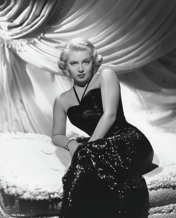 Framed Print : Portrait Of Lana Turner Framed Print : Portrait Of Lana Turner