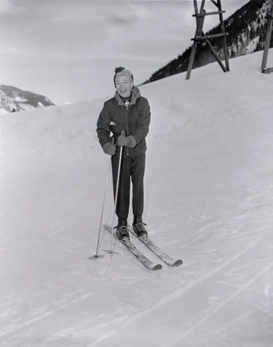 : Portrait of Lana Turner Laughing While Skiing : Portrait of Lana Turner Laughing While Skiing