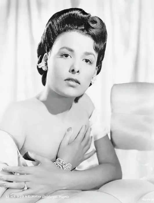 Framed Print : Portrait of Lena Horne Framed Print : Portrait of Lena Horne
