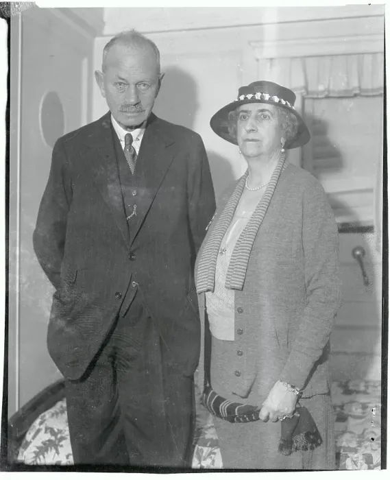 Framed Print : Portrait of Lord Byng of Vimy with His Wife Framed Print : Portrait of Lord Byng of Vimy with His Wife