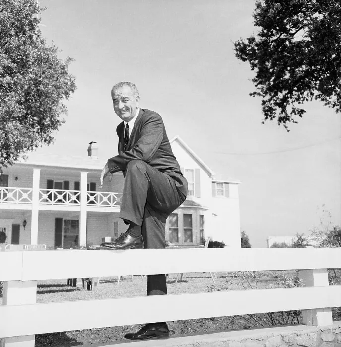 Framed Print : Portrait of Lyndon B. Johnson