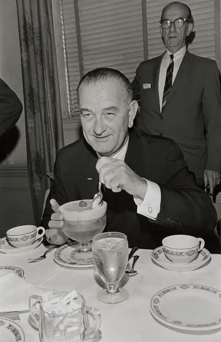 Framed Print : Portrait of Lyndon B. Johnson Framed Print : Portrait of Lyndon B. Johnson