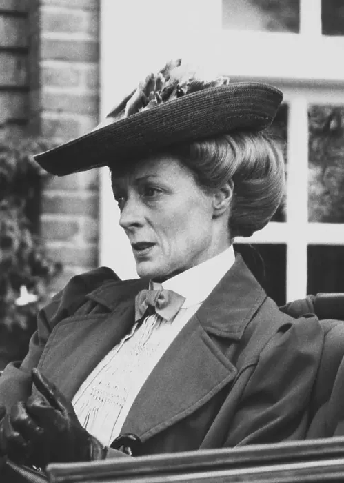 Framed Print : Portrait of Maggie Smith Framed Print : Portrait of Maggie Smith