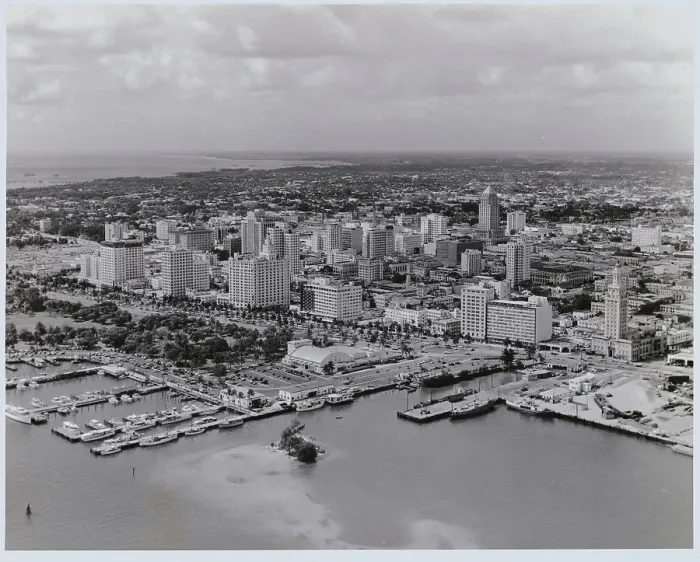 Framed Print : Portrait of Miami, Florida
