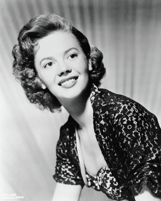 Framed Print : Portrait of Natalie Wood Framed Print : Portrait of Natalie Wood